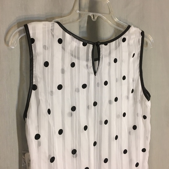 Charming Charlie White Polka Dot Peplum Top Size M - Picture 4 of 8